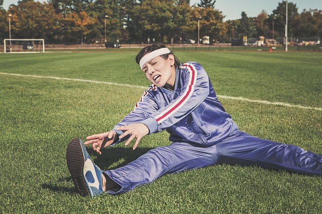 Athlete using a tablet for a personalized workout plan, adaptive training